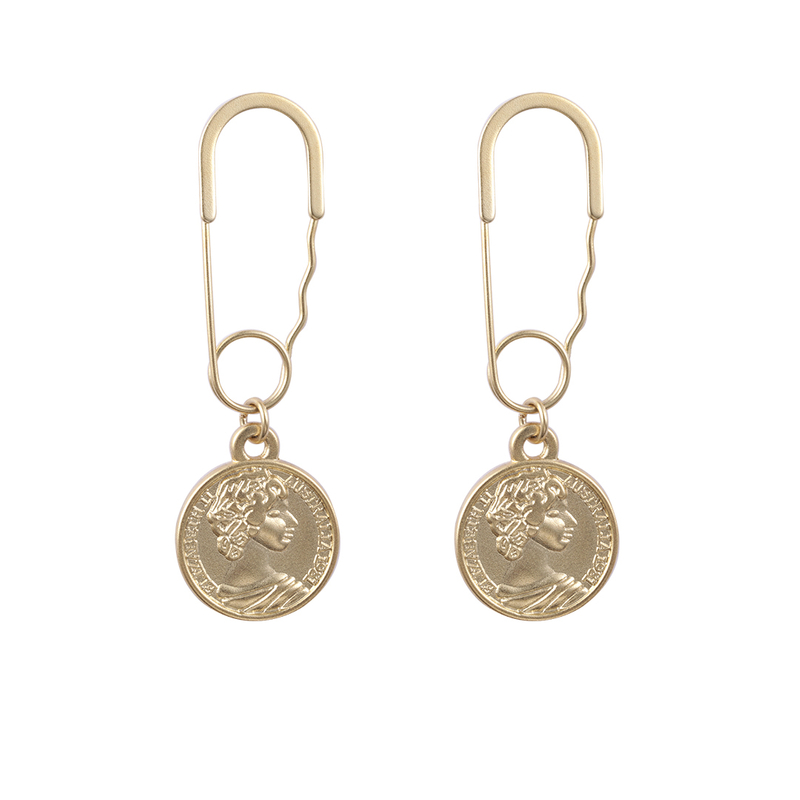 Modische Ohrringe mit Queen-Münzen-Anhänger 